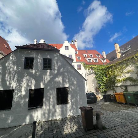 Apartamento Liboria I Als Gruppe Im Denkmal Augsburgs Exterior foto